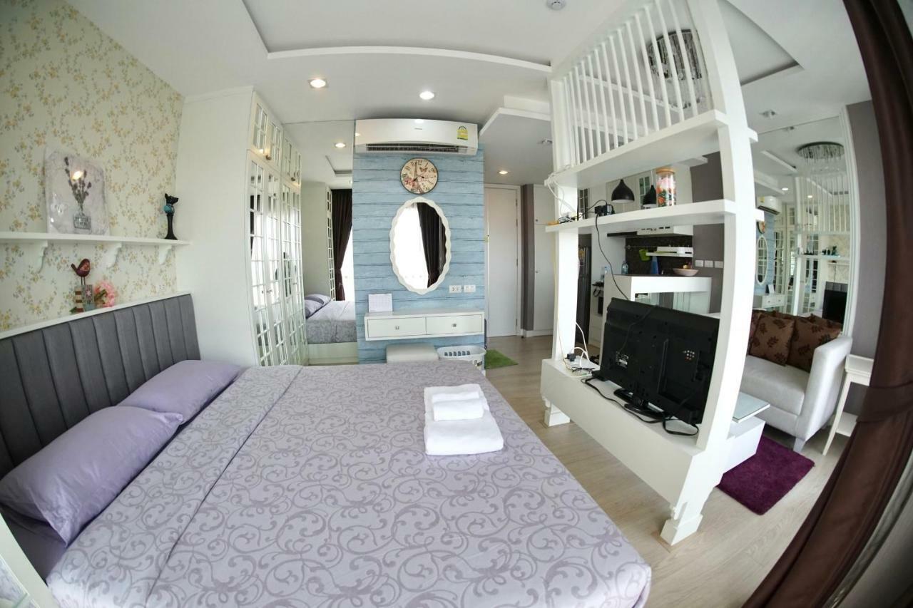 The Patio Bangsaen Apartment Екстериор снимка