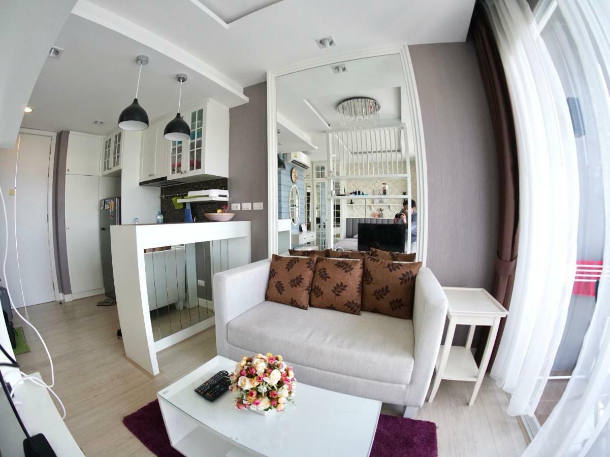 The Patio Bangsaen Apartment Екстериор снимка