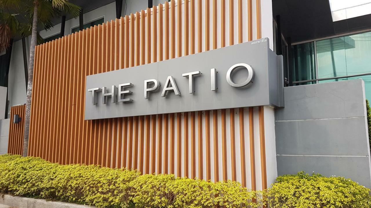 The Patio Bangsaen Apartment Екстериор снимка